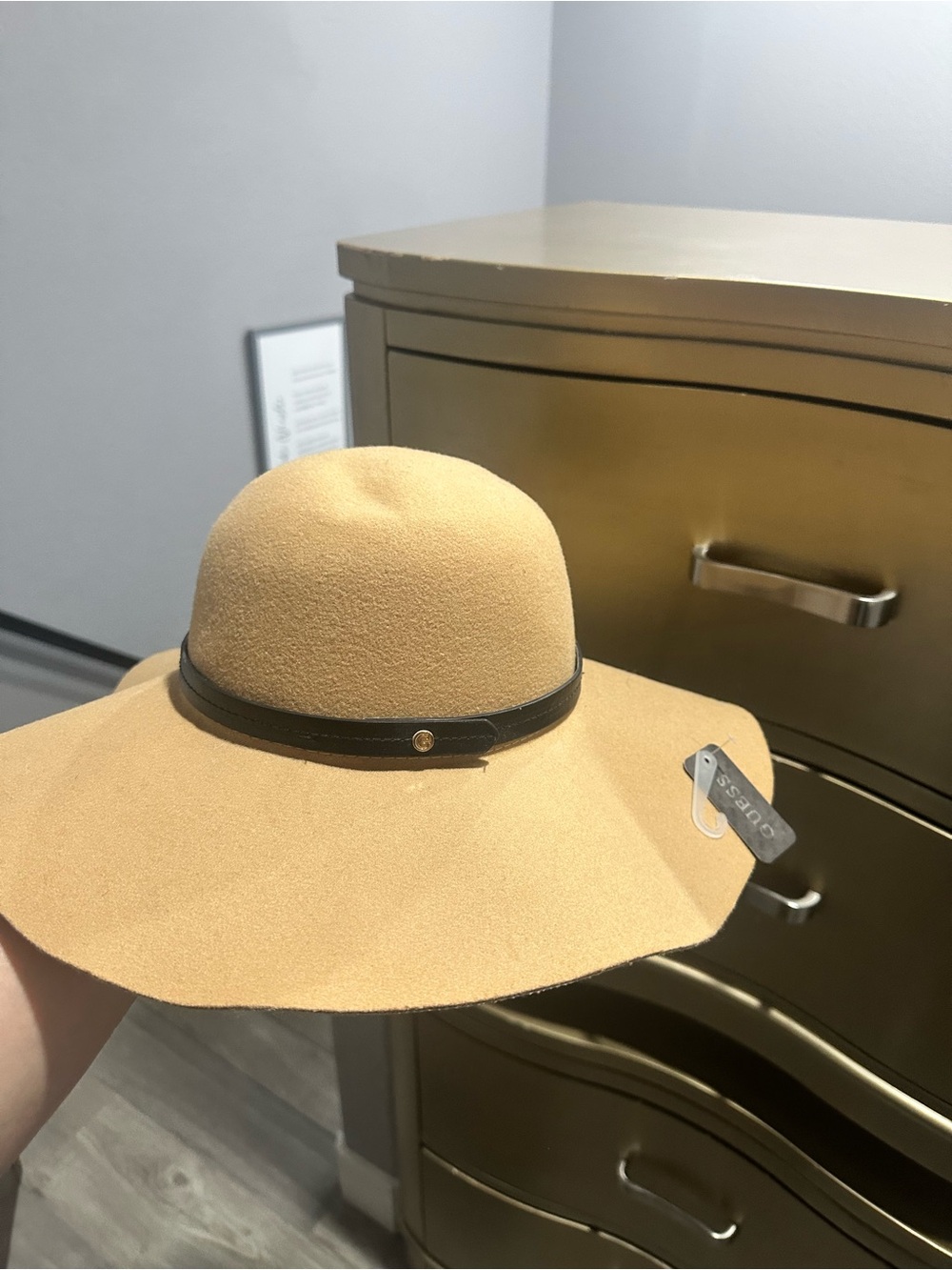 GUESS Womens Wide Brim Felt Sun Hat - Tan